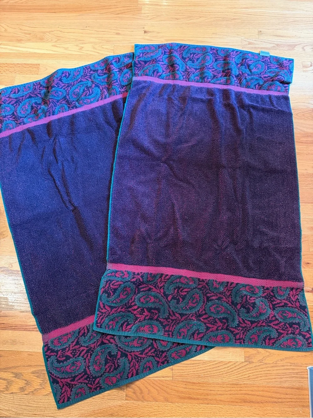 FieldCrest vintage 1990s Jewel tone paisley Bath towel set-2 bath towels/3 hand